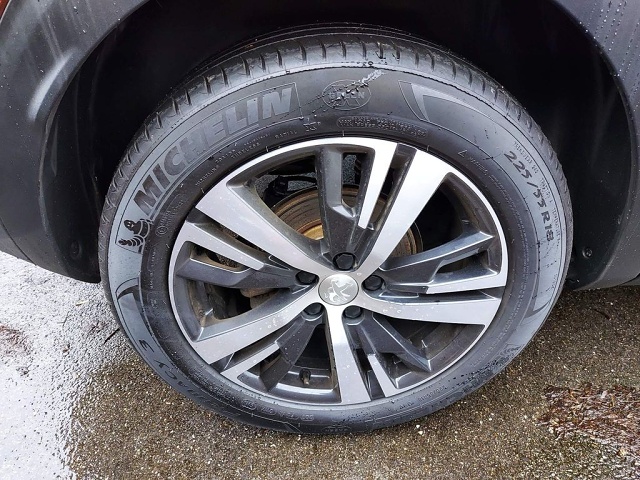 Peugeot-3008-HK67VXX-17