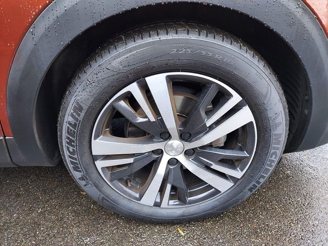 Peugeot-3008-HK67VXX-18