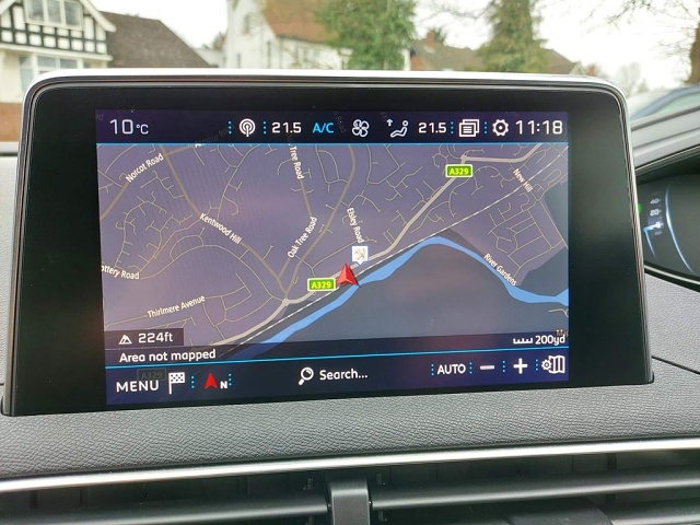 Peugeot-3008-HK67VXX-23