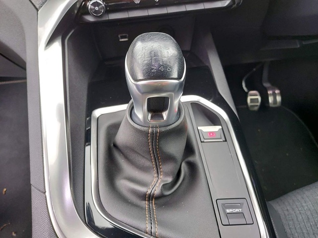 Peugeot-3008-HK67VXX-25