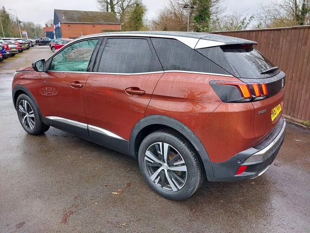 Peugeot-3008-HK67VXX-5